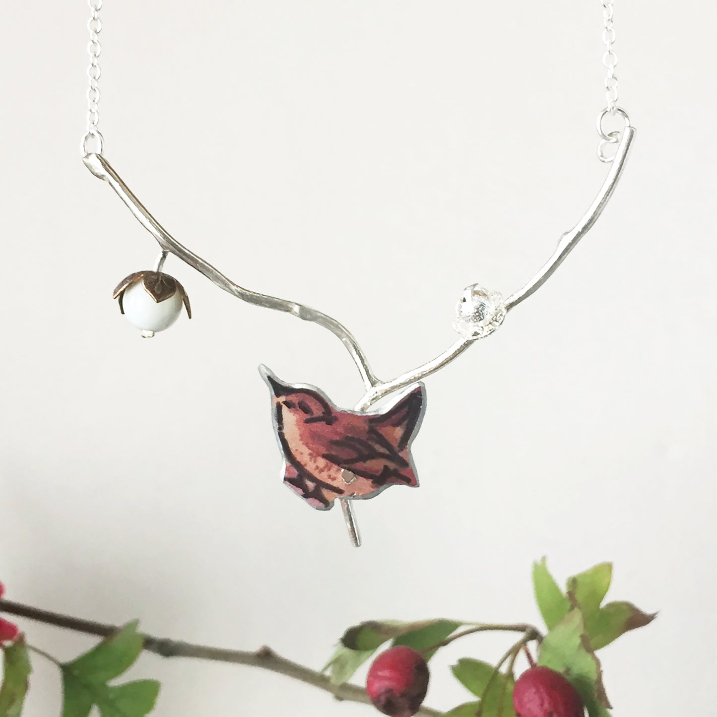 Wren with pearl bud necklace
