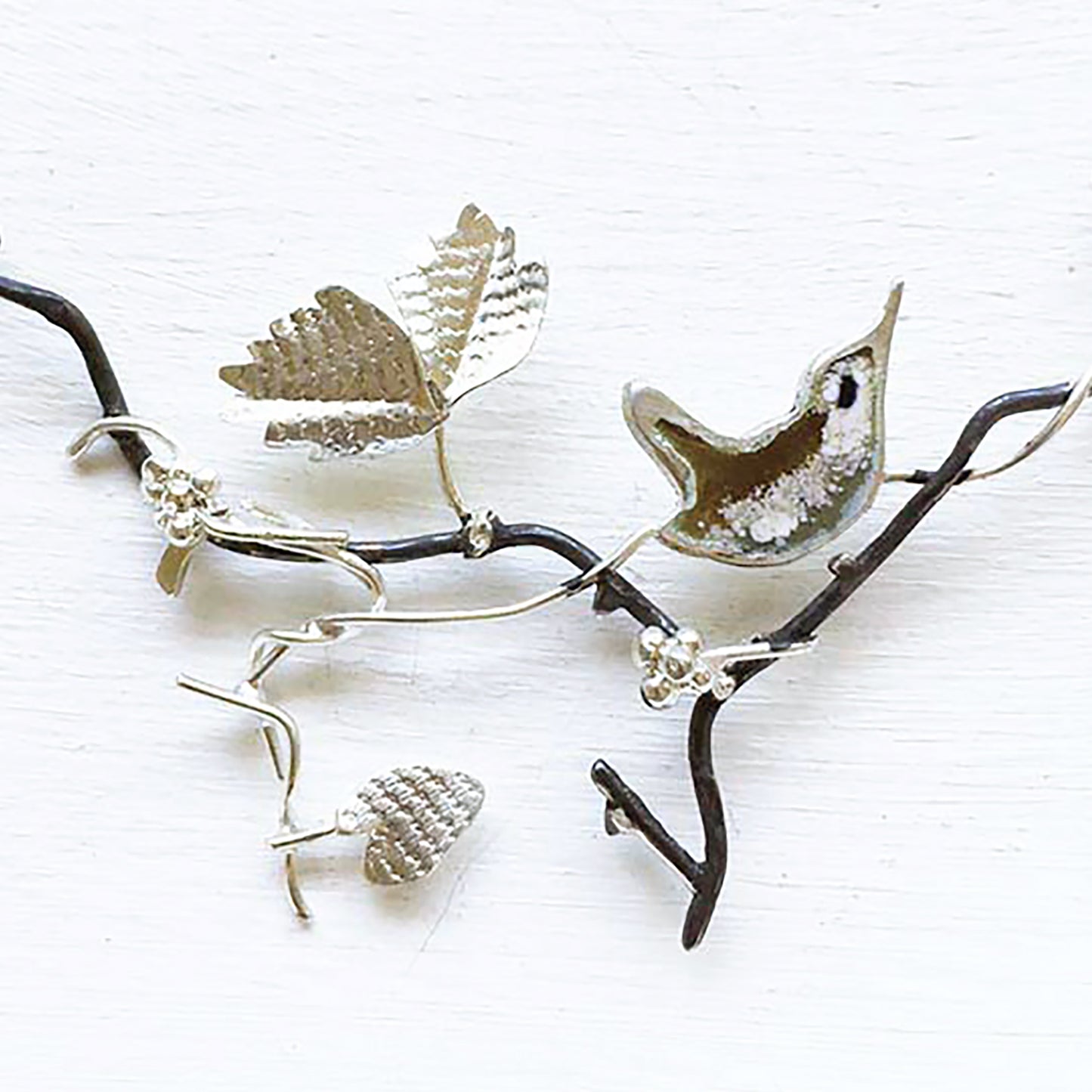 Wren in the hedgerow necklace